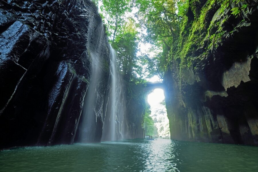 パワースポットからグルメまで魅力いっぱい！宮崎県の魅惑のスポットめぐり