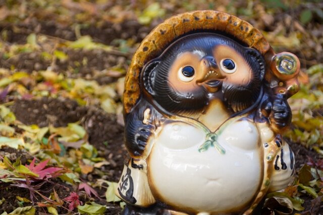 暮らしに馴染む芸術？日本の伝統工芸、信楽焼の魅力に迫る！