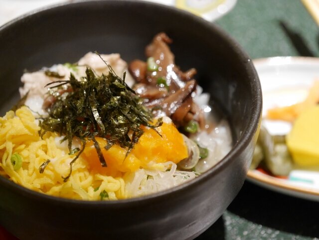 奄美大島の郷土料理の鶏飯