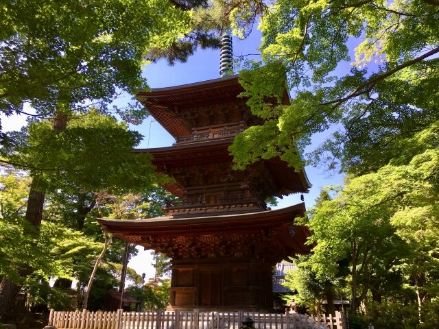 豪徳寺の三重塔