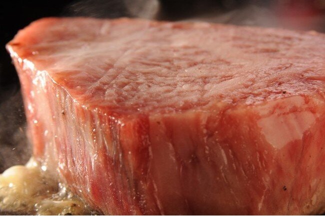 おもいのフライパンで焼いたお肉