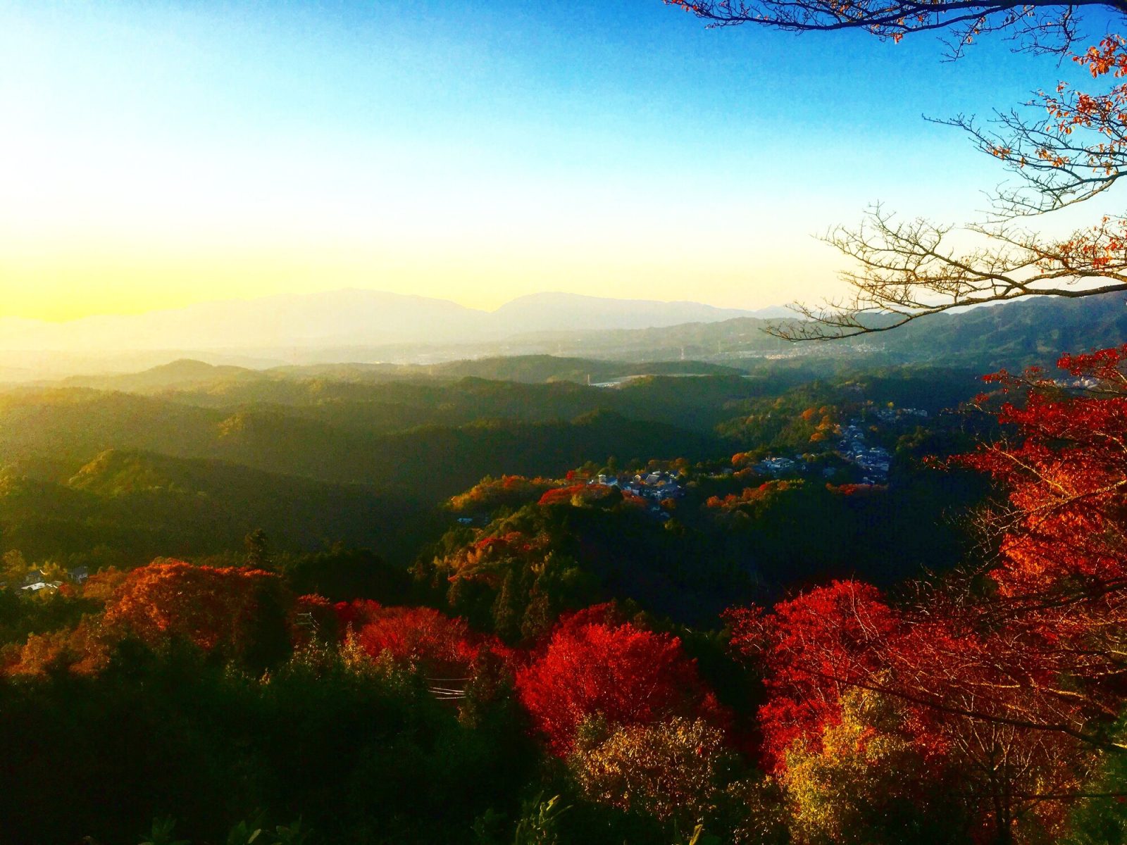 関西の紅葉スポット「吉野山」(奈良県)