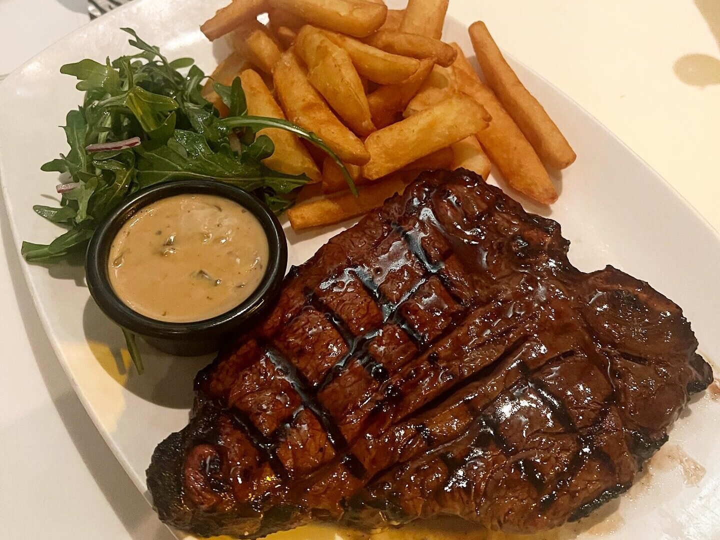 ケアンズのレストランWaterbar & Grill Steakhouseのビーフステーキ